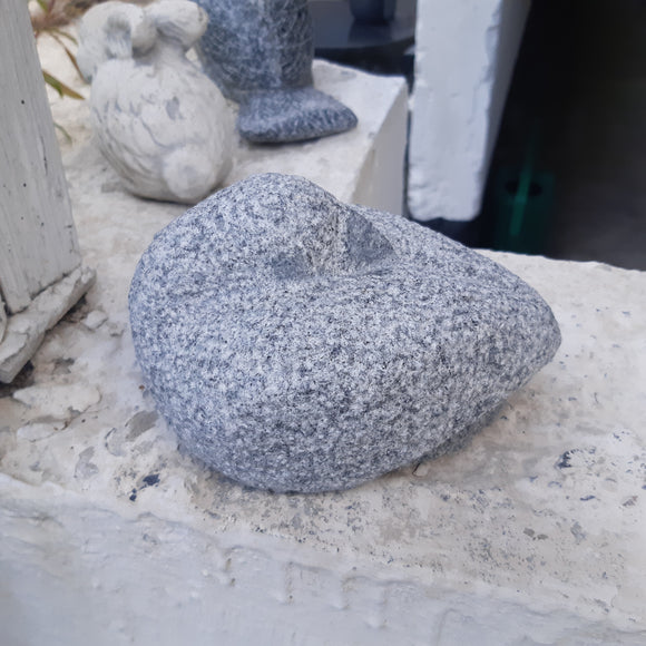 Fugl sovende i grå granit L 15 cm H 7 kg