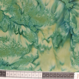 Patchwork stof, lys grøn meleret, tone i tone farve 422 flot effekt til bund stof
