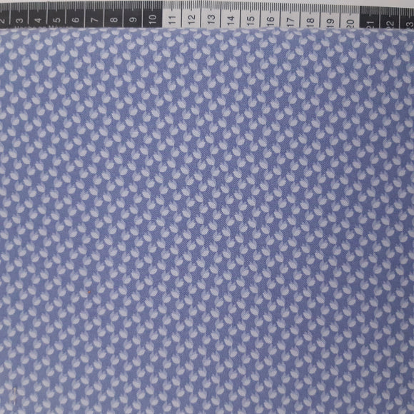Patchwork stof, lys blå med mini tulipaner.