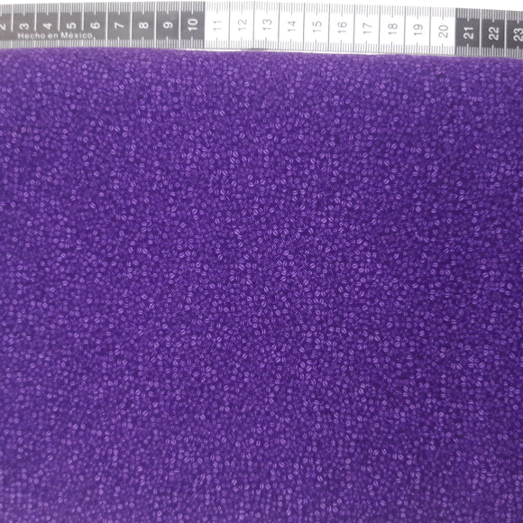 Patchwork stof, klar mørk lilla med mini frø.