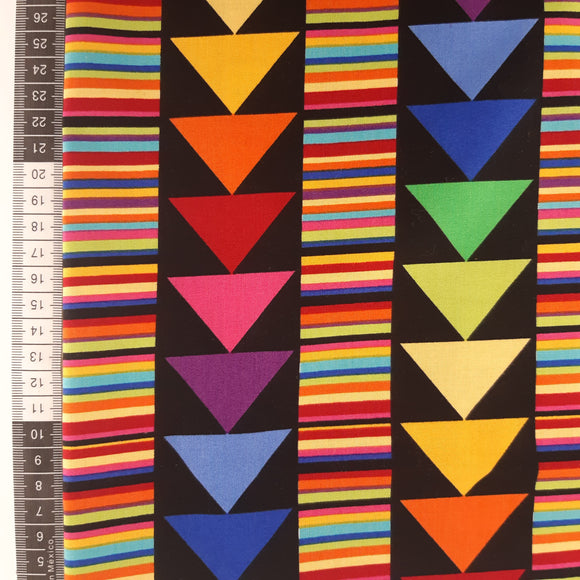 Panel patchwork stof, sort bund med  gæs i alle regnbuens farver