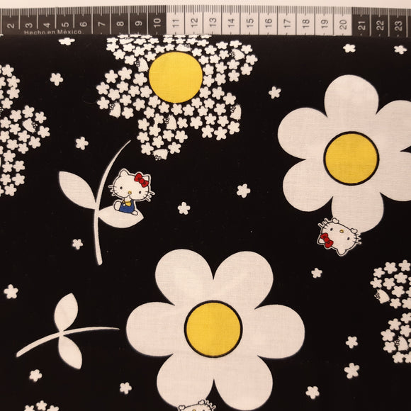 Patchwork stof, sort med hvide blomster og små katte, sløjfe i håret