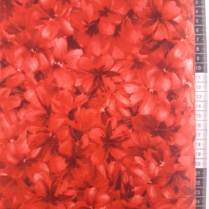 Patchwork stof, røde blomster overalt