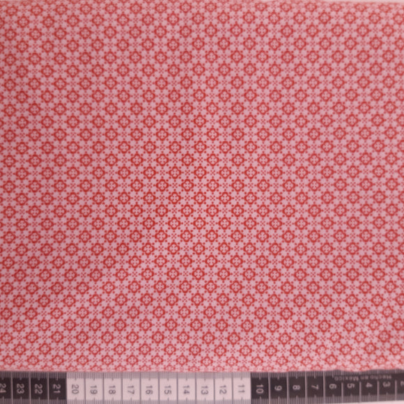 Patchwork stof, lyserød med rødt mønster