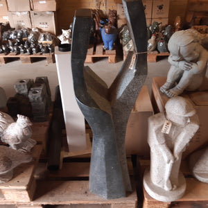 Kærestepar/Dansepar abstrakt i grå poleret og stavbrændt granit H 100 120 kg