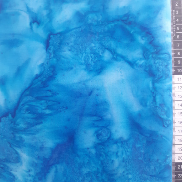 Patchwork stof, mørk turkis blå meleret, tone i tone farve 061 flot effekt til bund stof.