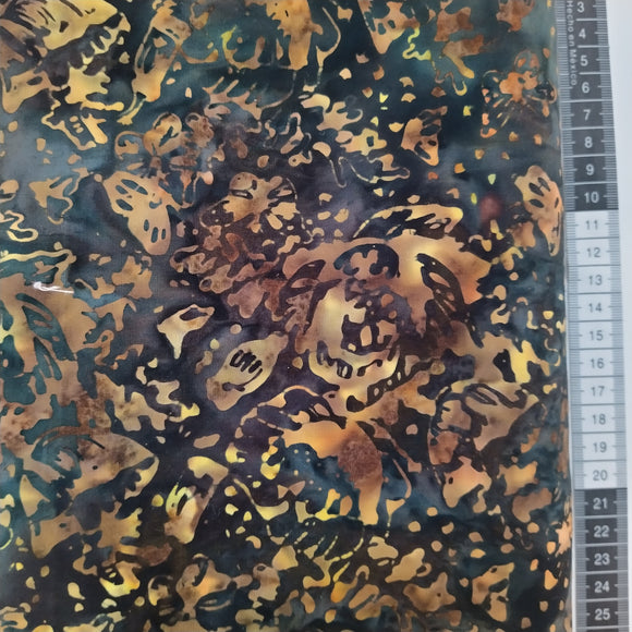 Patchwork stof, sort meleret bund med stort mønstret i de gyldne farver