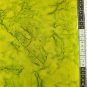 Patchwork stof, lys gul/grøn meleret tone i tone. Nr. 178 Flot effekt som bund stof.